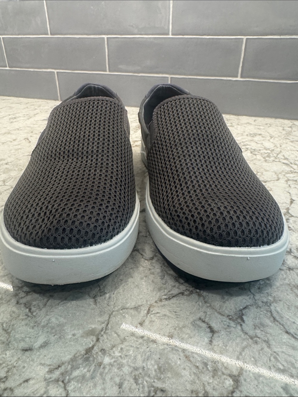 OluKai Lae‘ahi Men’s Slip-On Sneakers | Dark Gray Mesh - Picture 3 of 8